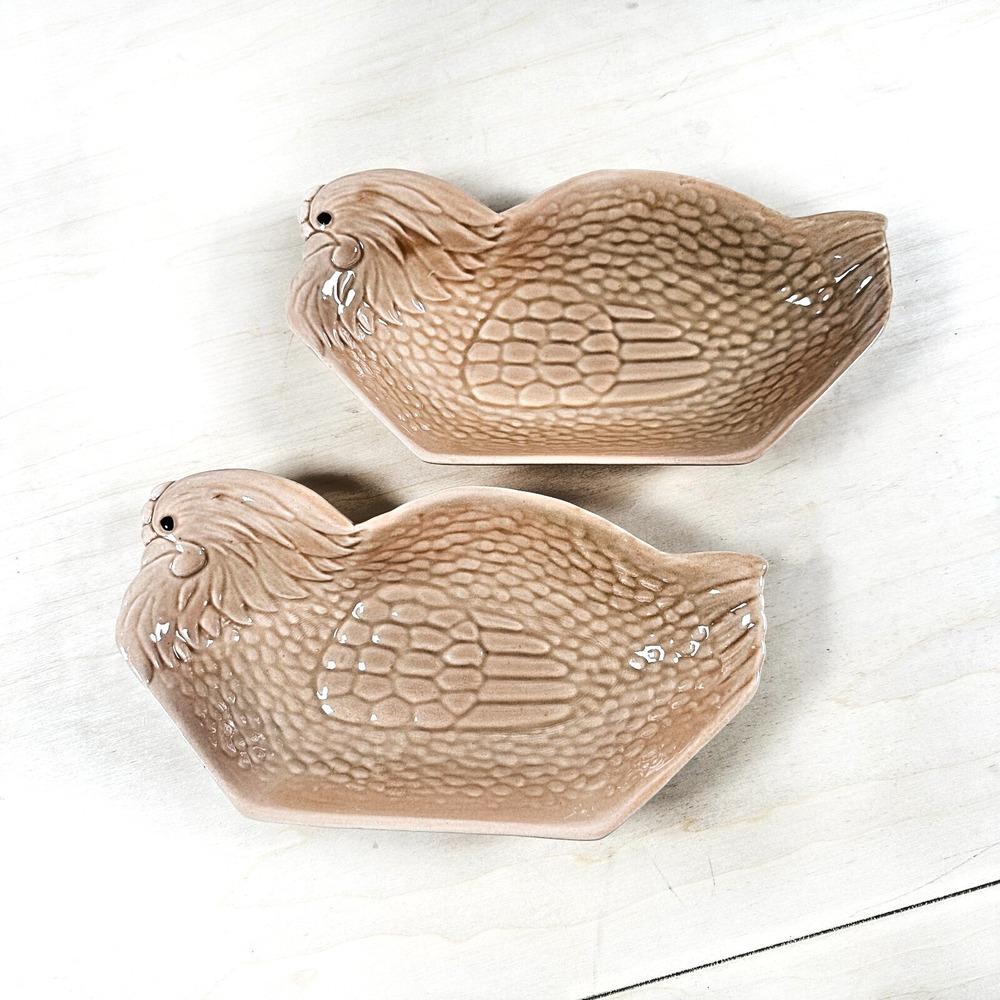 Set of 2 USA 245 Chicken Hen Platter Bowl Plate Pottery McCoy Salmon Colored‎